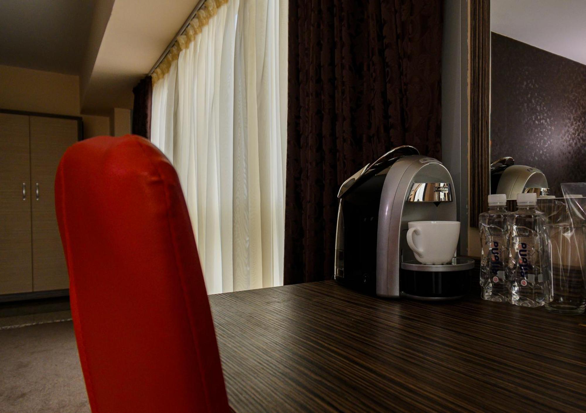 Hotel City 부르가스 외부 사진