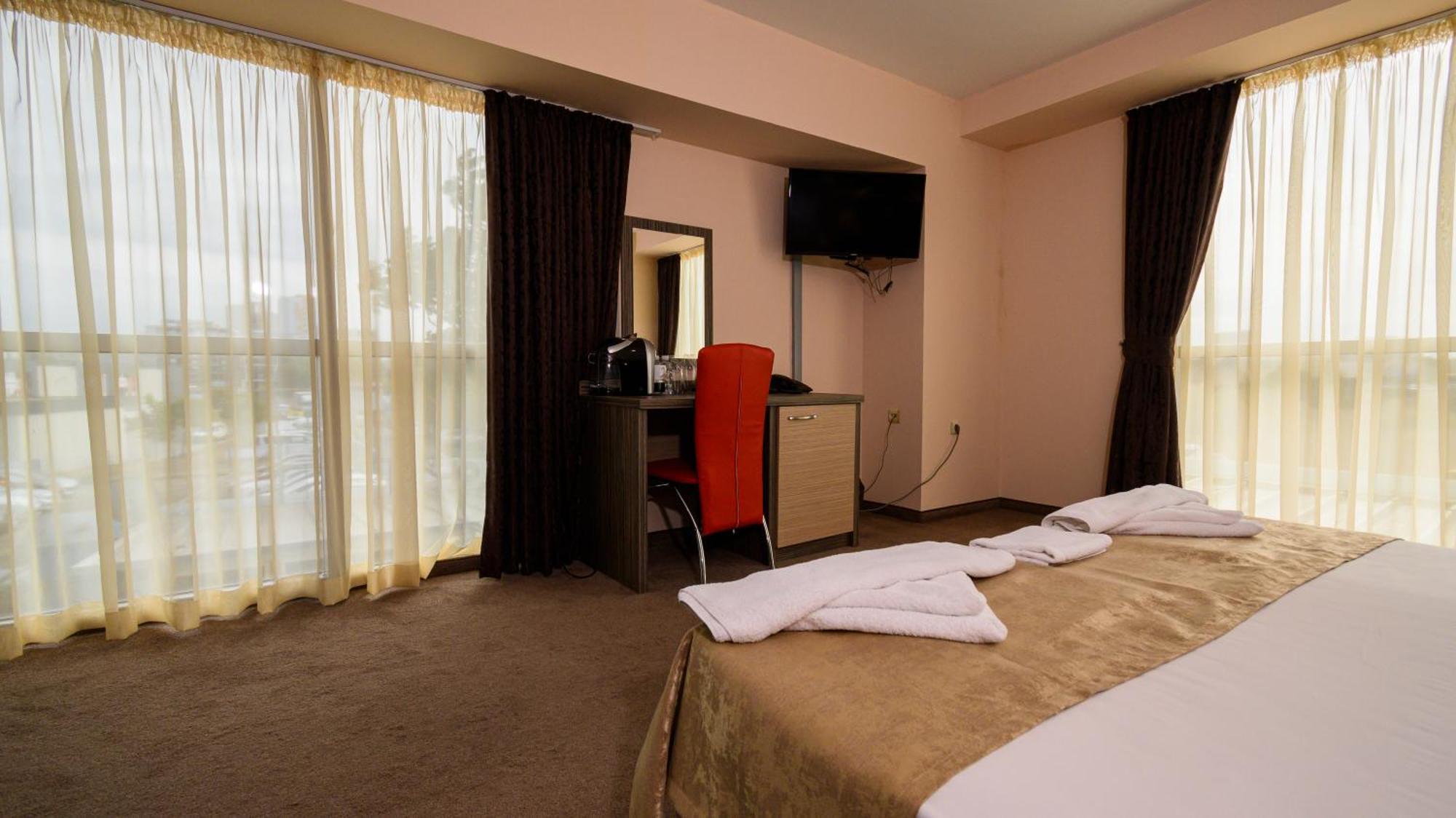 Hotel City 부르가스 외부 사진