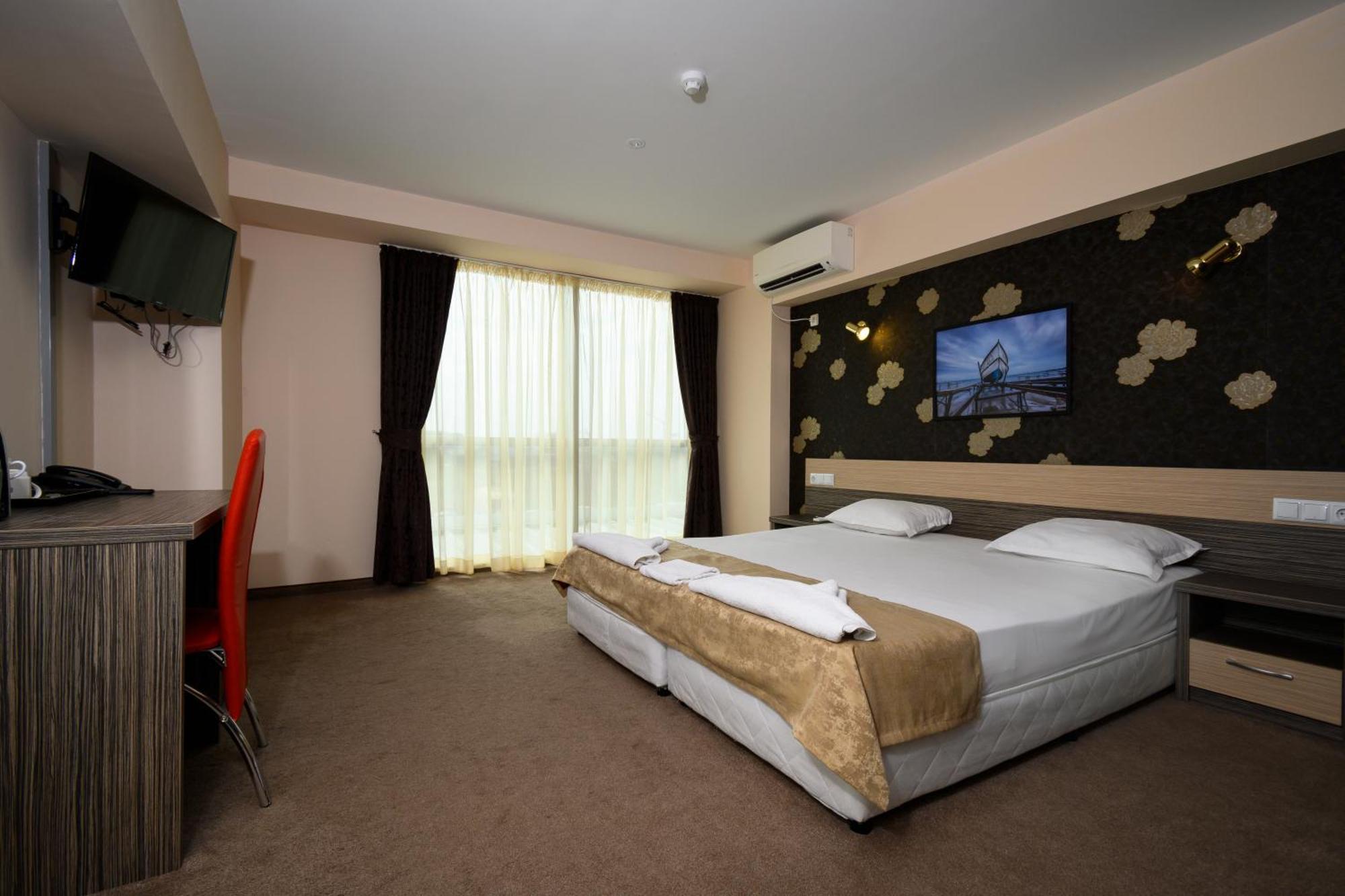 Hotel City 부르가스 외부 사진