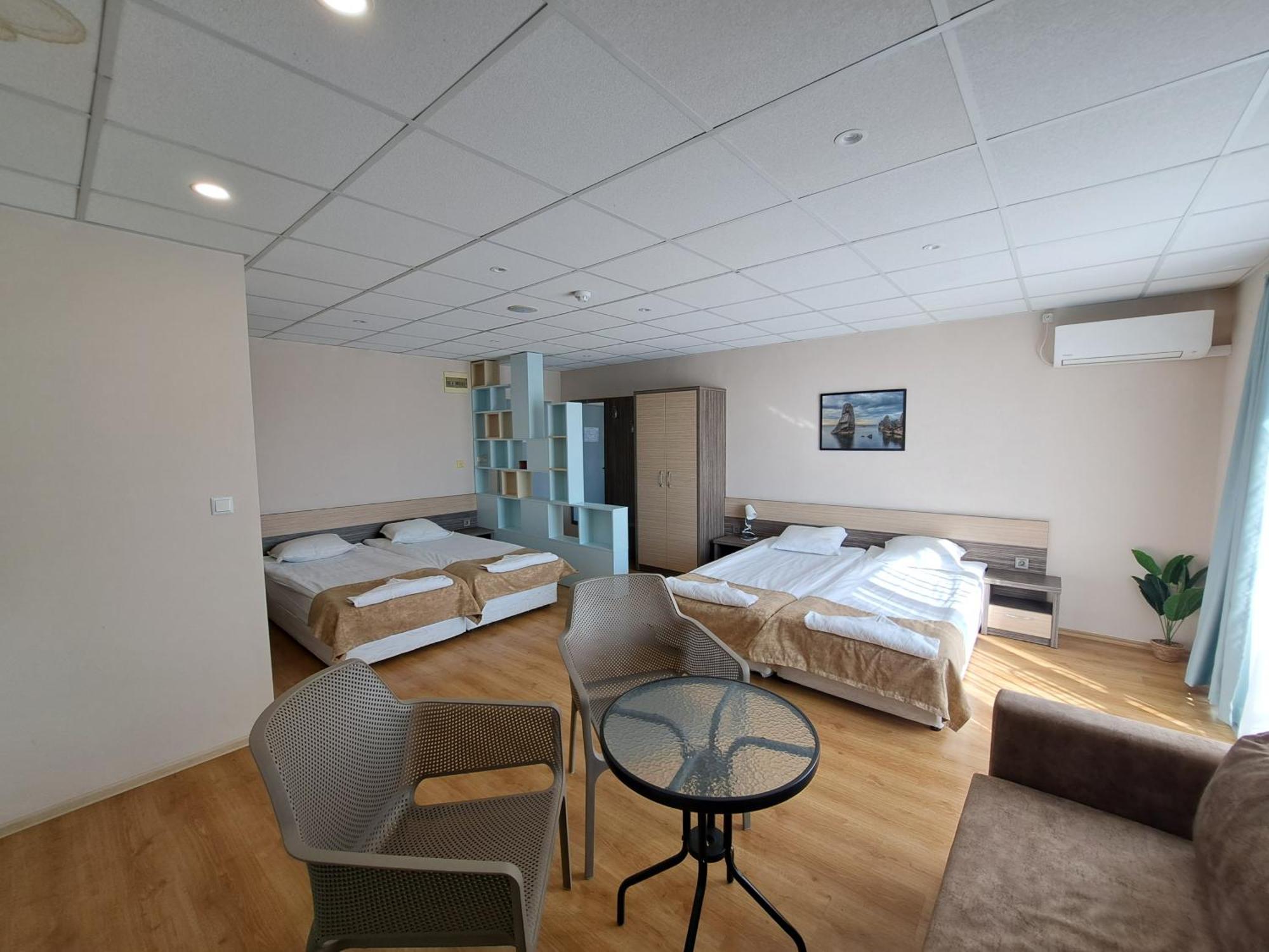 Hotel City 부르가스 외부 사진